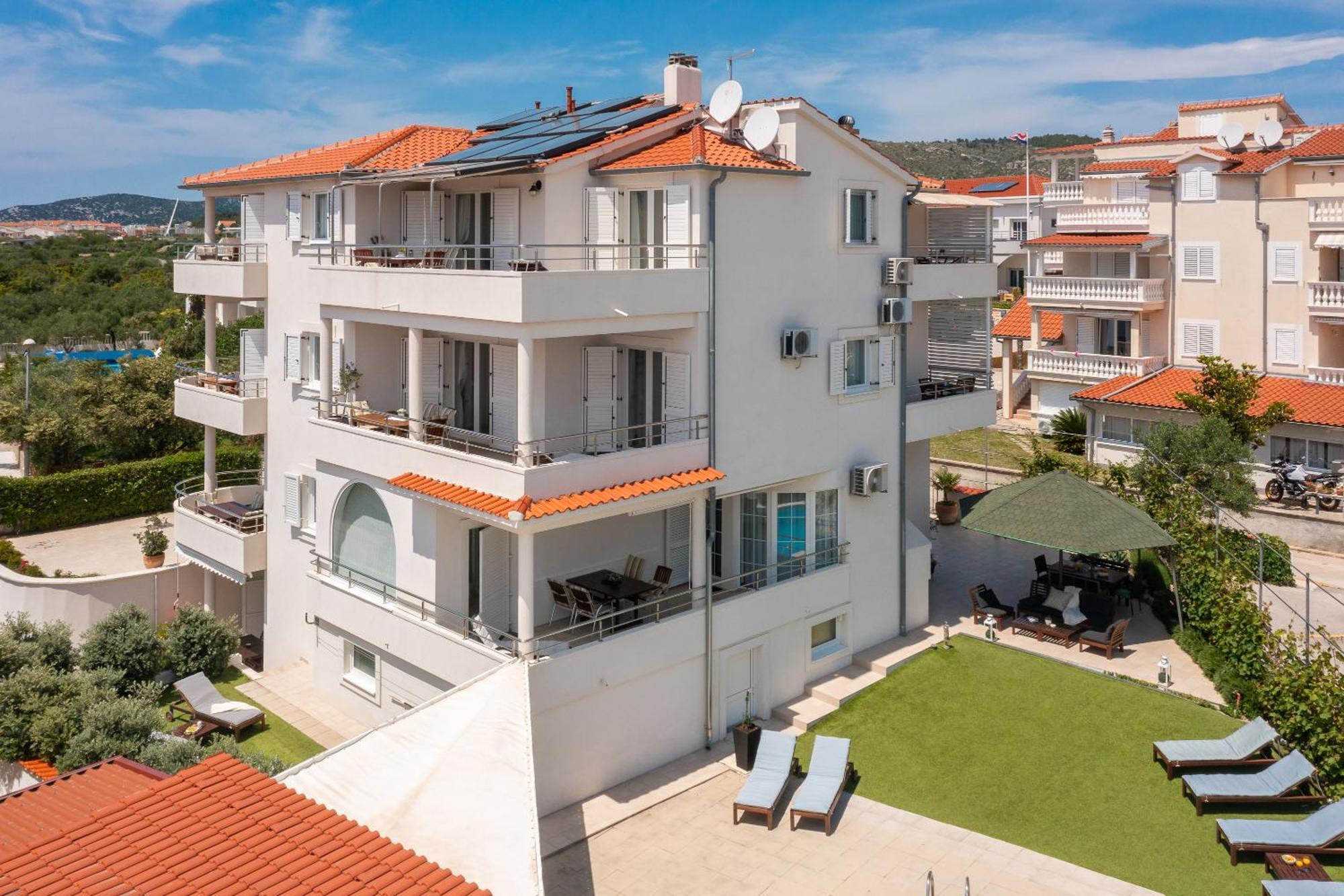 Sea View Apartments Tihi II Vodice Ngoại thất bức ảnh
