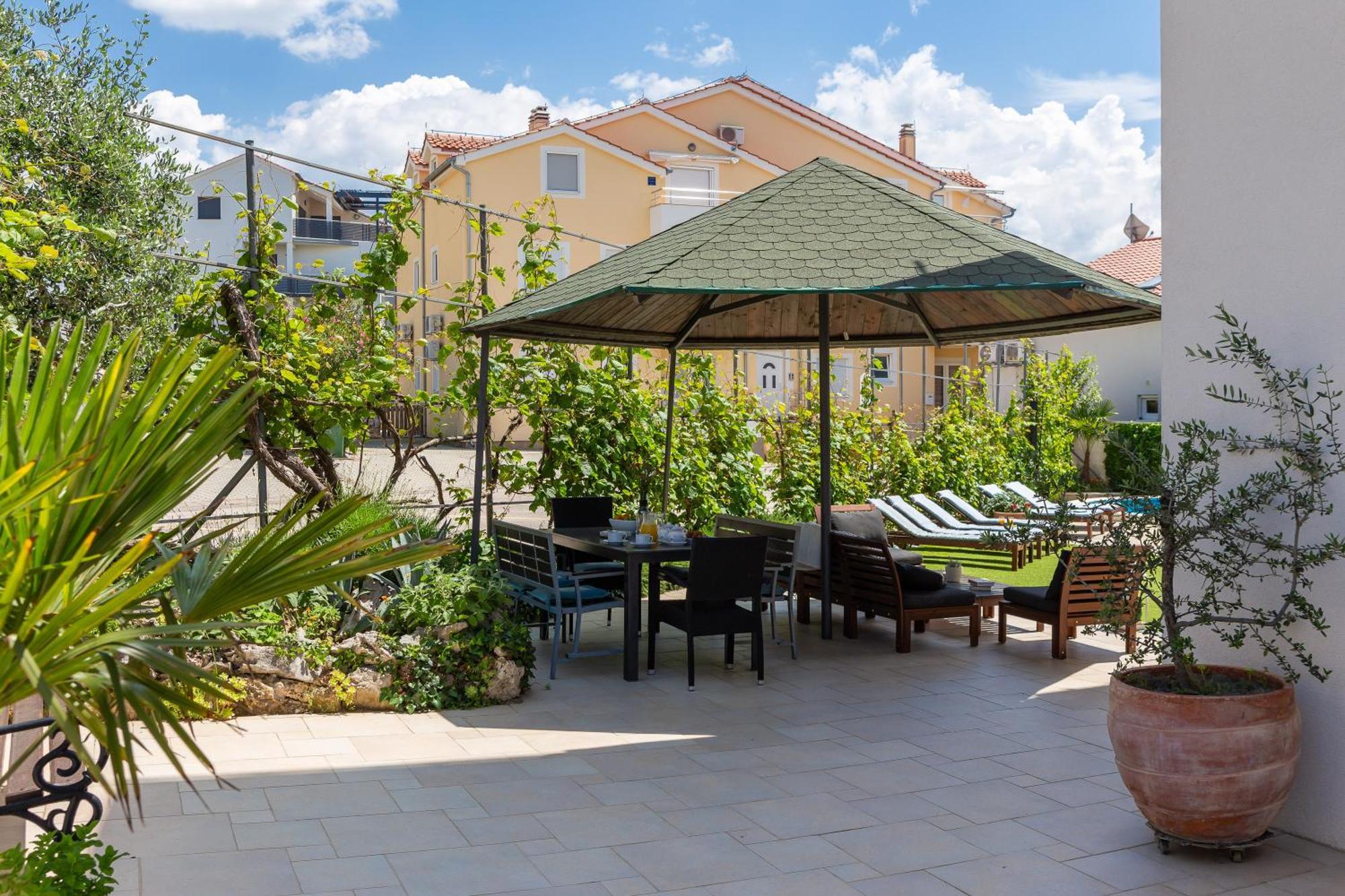 Sea View Apartments Tihi II Vodice Ngoại thất bức ảnh