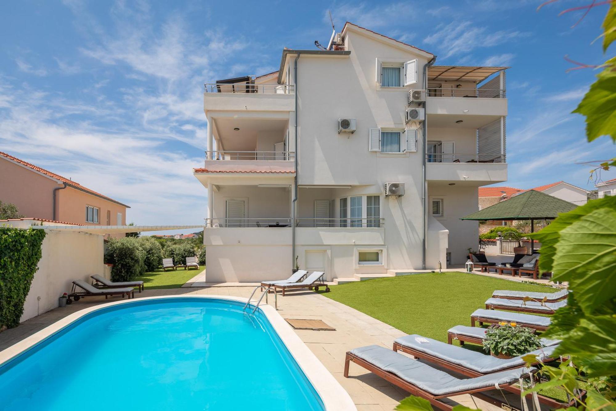 Sea View Apartments Tihi II Vodice Ngoại thất bức ảnh