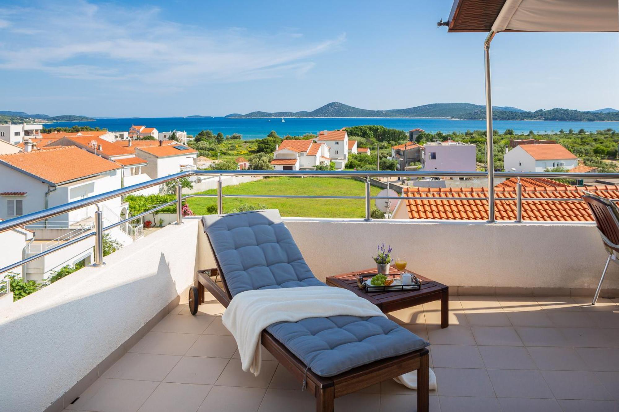 Sea View Apartments Tihi II Vodice Ngoại thất bức ảnh