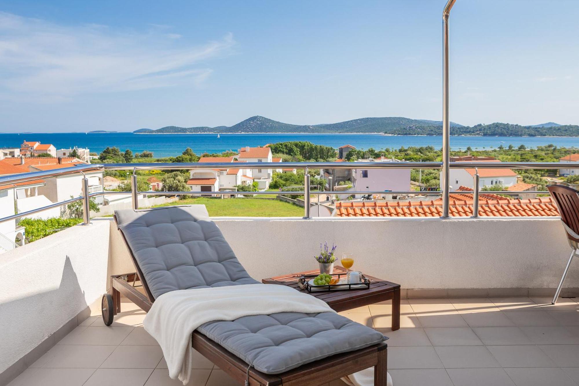 Sea View Apartments Tihi II Vodice Ngoại thất bức ảnh